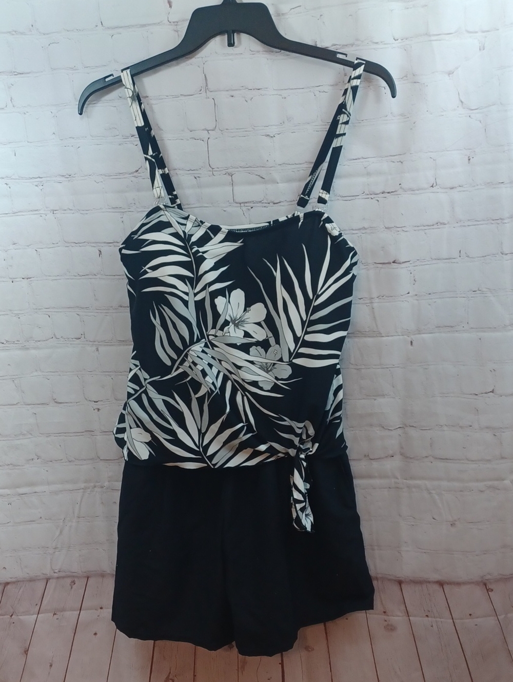 white stag tropical floral swim cover up romper  beach swimsuit coverup Sz 16 1x